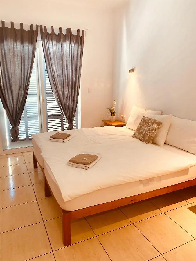 Hostal Villa Senese パゲラ ホステル