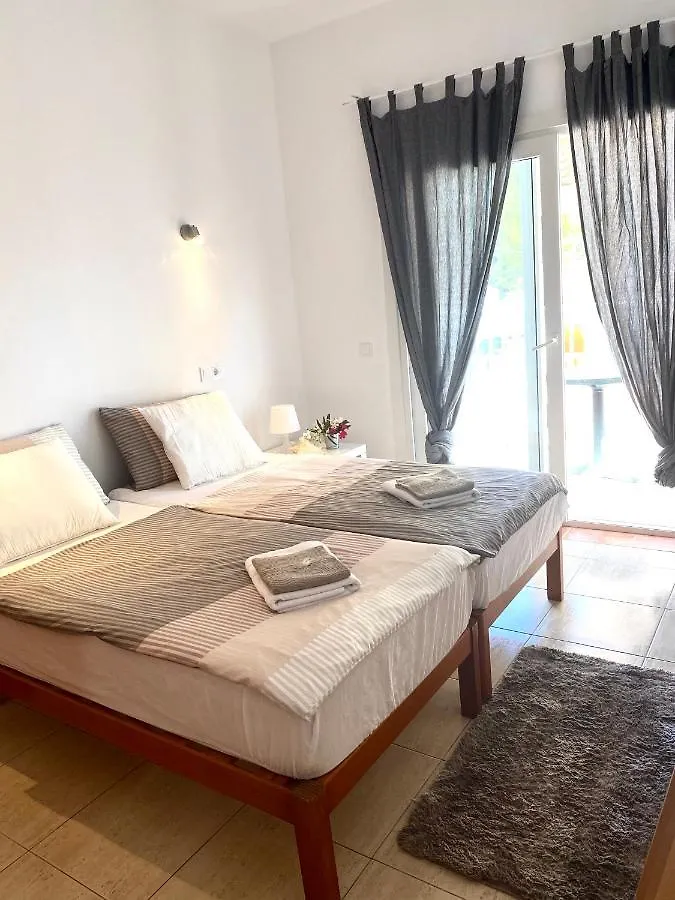ホステル Hostal Villa Senese パゲラ